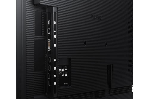 LED панель Samsung [QM55R] 3840х2160,4000:1,500кд/м2,USBх2,прходной HDMI,Tizen 4.0
