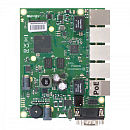 Маршрутизатор MikroTik RouterBOARD 450Gx4 with four core 716MHz Atheros CPU, 1 GB RAM, 5 Gigabit LAN ports, PoE OUT on port #5, RouterOS L5
